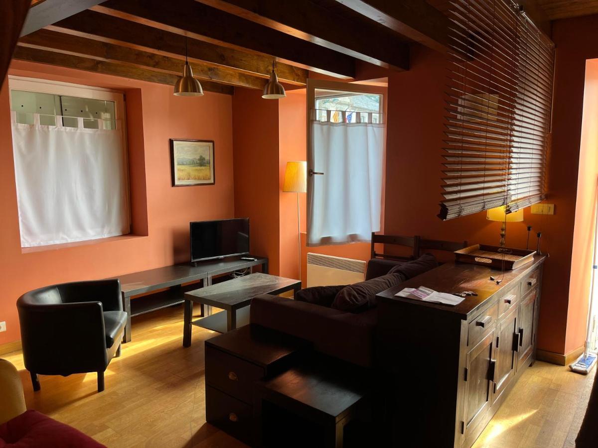 Villa Casa De Poble Acollidora,Amb Llar De Foc, à Bourg-Madame Extérieur photo